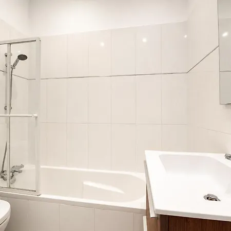 Confidence - A 400 M Du Metro Jeanne Darc Apartament Tuluza